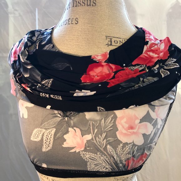 INC International Concepts Fitted Top: Size S - Picture 12 of 13